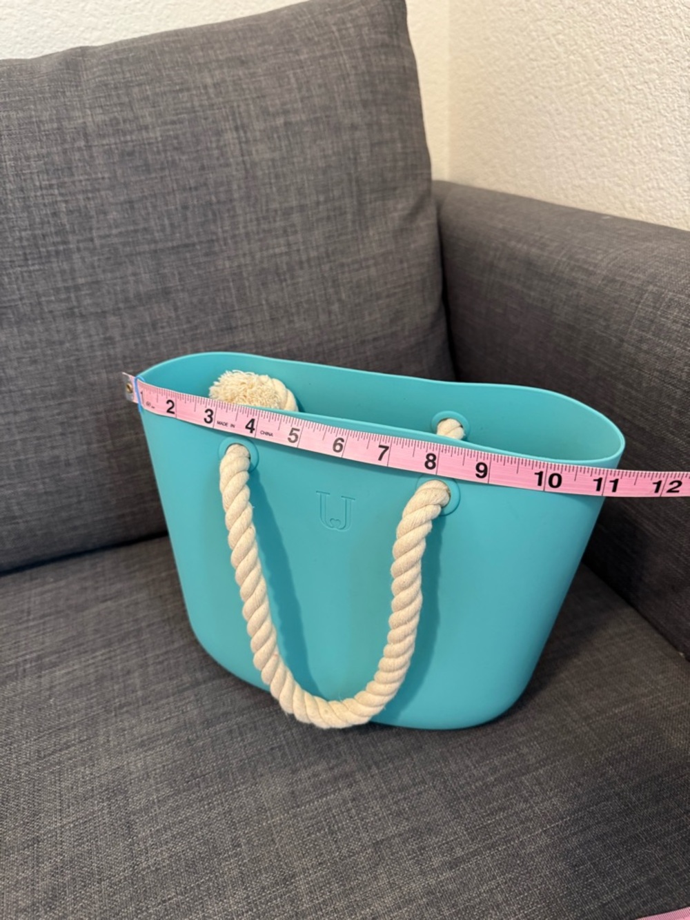 Turquoise Tote with Cream Rope Handles - Picture 9 of 10